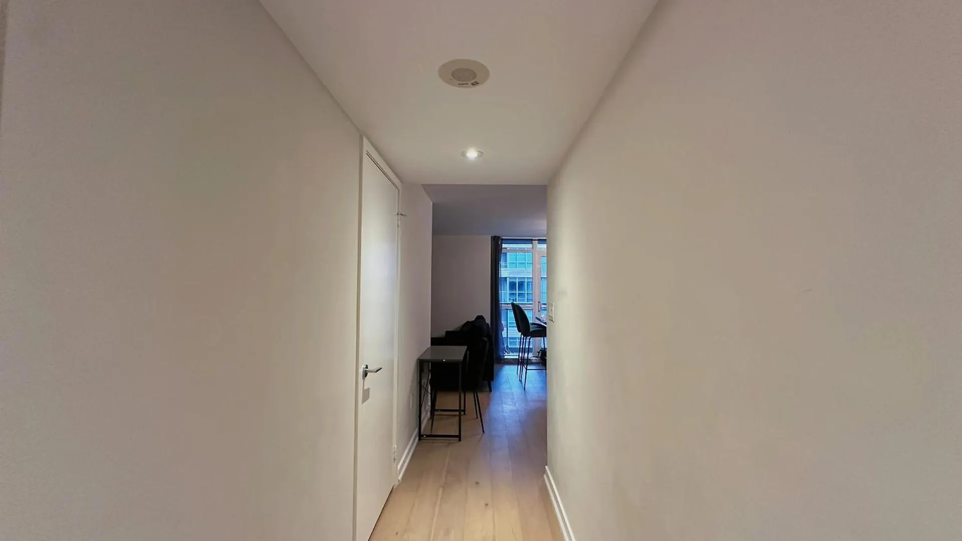 Downtown 2 Bedroom Gem With Free Parking Toronto