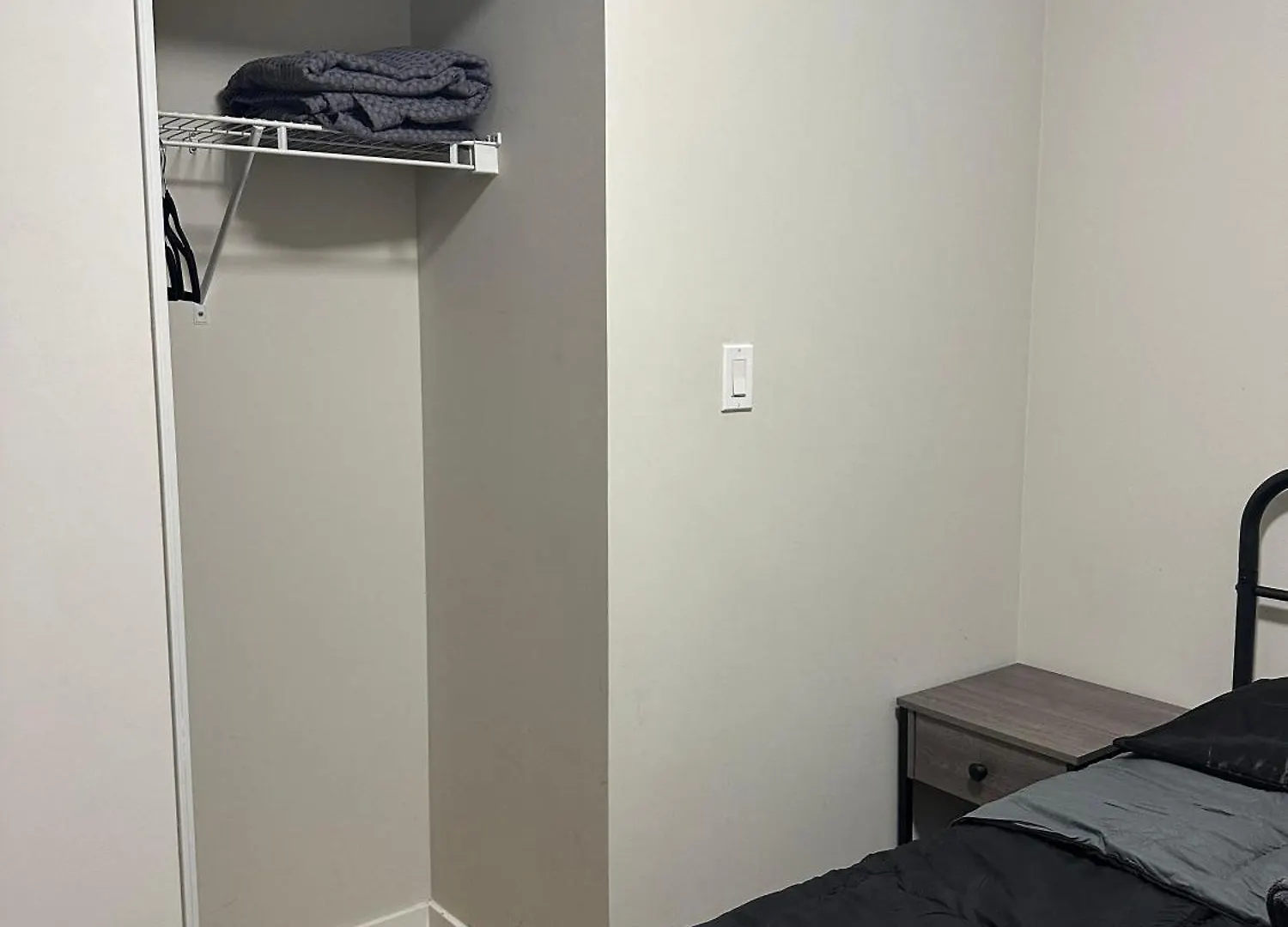 Apartment Downtown 2 Bedroom Gem With Free Parking Toronto